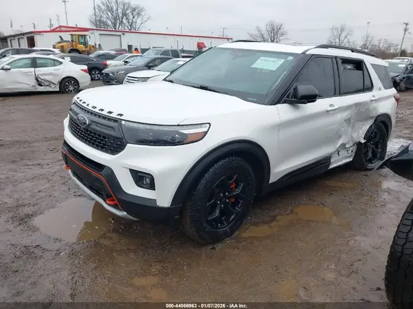 1FMSK8JH0NGC08556 2022 FORD EXPLORER - Image 2