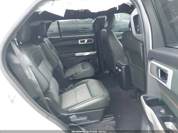 1FMSK8JH0NGC08556 2022 FORD EXPLORER - Image 8