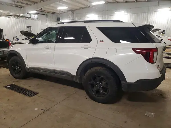 1FMSK8JH0RGA10047 2024 FORD EXPLORER - Image 2