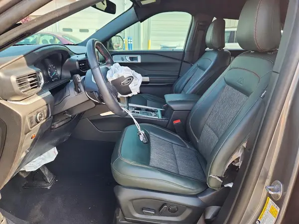 2023 FORD EXPLORER auction photo 7