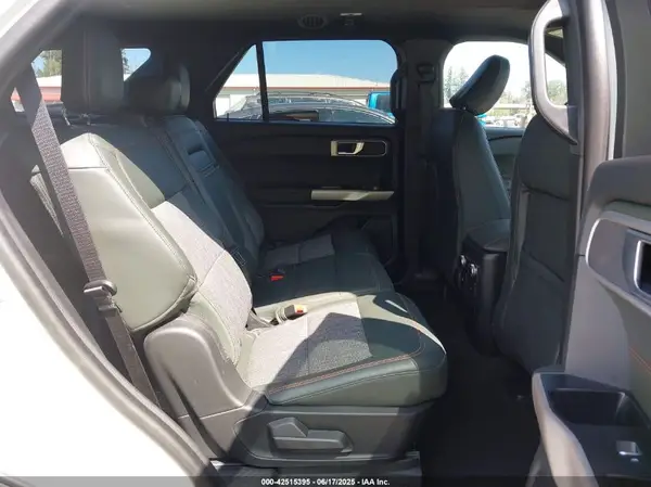 1FMSK8JH1PGB62402 2023 FORD EXPLORER - Image 8