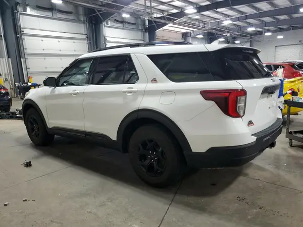 1FMSK8JH1RGA59144 2024 FORD EXPLORER - Image 2