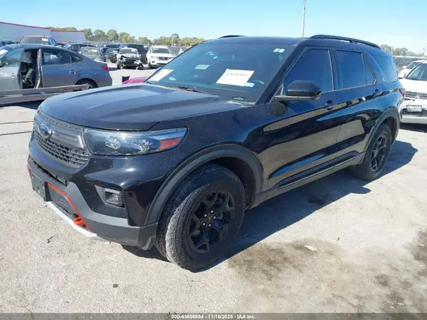 1FMSK8JH2NGB87998 2022 FORD EXPLORER - Image 2