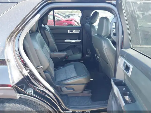 1FMSK8JH2NGB87998 2022 FORD EXPLORER - Image 8