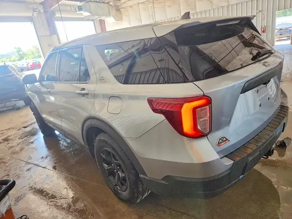 1FMSK8JH3NGA54005 2022 FORD EXPLORER - Image 2