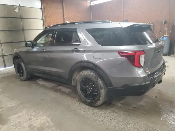 1FMSK8JH3NGB45338 2022 FORD EXPLORER - Image 2