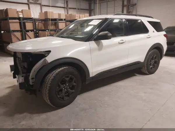 1FMSK8JH3NGB69266 2022 FORD EXPLORER - Image 2