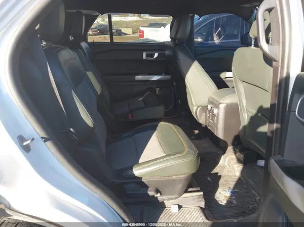 1FMSK8JH4NGB26376 2022 FORD EXPLORER - Image 8