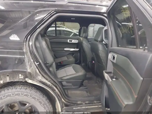 1FMSK8JH5RGA11811 2024 FORD EXPLORER - Image 8