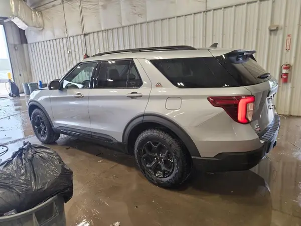 1FMSK8JH6NGA86544 2022 FORD EXPLORER - Image 2