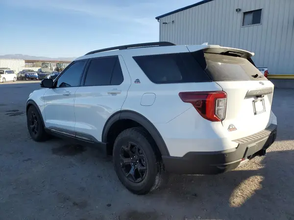 1FMSK8JH6RGA13888 2024 FORD EXPLORER - Image 2
