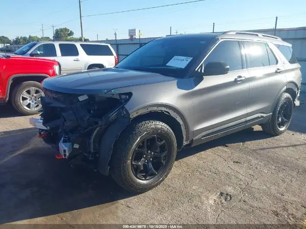 1FMSK8JH6RGA69247 2024 FORD EXPLORER - Image 2
