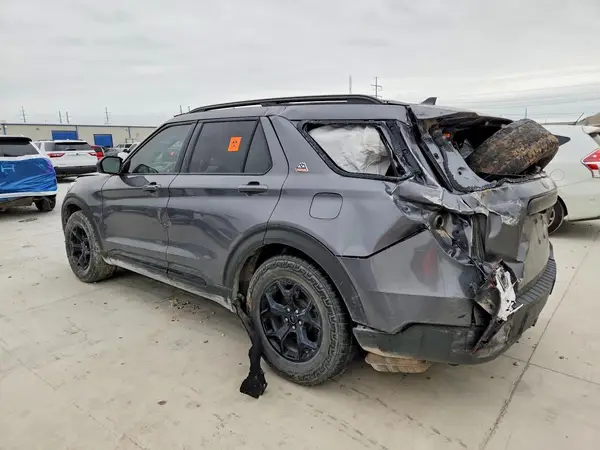1FMSK8JH7NGA20973 2022 FORD EXPLORER - Image 2