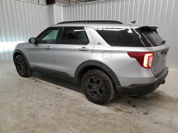 1FMSK8JH7NGA63063 2022 FORD EXPLORER - Image 2