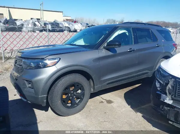 1FMSK8JH9RGA17966 2024 FORD EXPLORER - Image 2