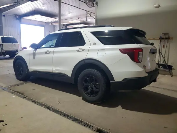 1FMSK8JHXMGC30501 2021 FORD EXPLORER - Image 2