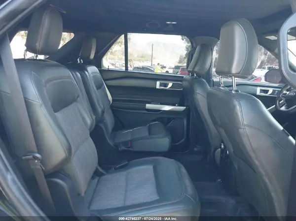 1FMSK8JHXNGB36877 2022 FORD EXPLORER - Image 8