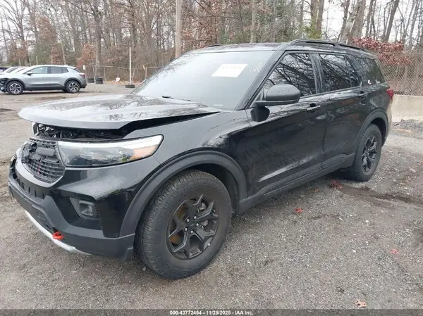 1FMSK8JHXPGC36058 2023 FORD EXPLORER - Image 2