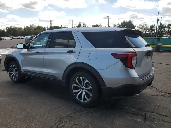 1FMSK8KH0NGA16231 2022 FORD EXPLORER - Image 2