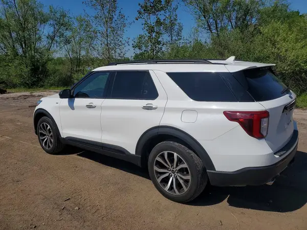 1FMSK8KH1NGA18778 2022 FORD EXPLORER - Image 2
