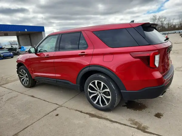 1FMSK8KH1NGB06262 2022 FORD EXPLORER - Image 2