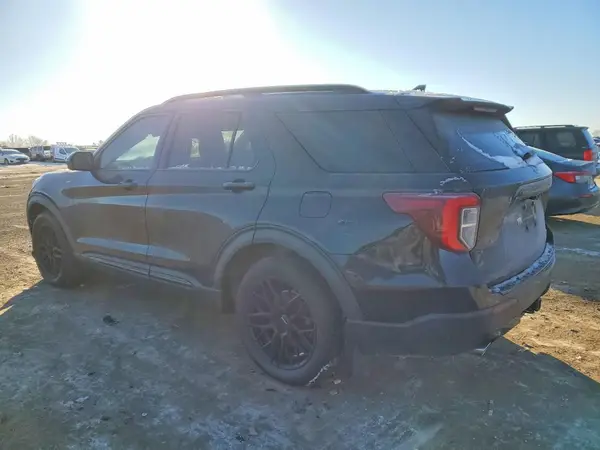 1FMSK8KH1NGB55705 2022 FORD EXPLORER - Image 2