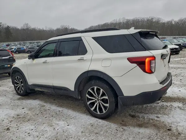 1FMSK8KH2NGC08007 2022 FORD EXPLORER - Image 2