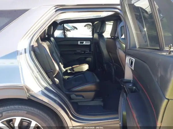 1FMSK8KH3NGA67593 2022 FORD EXPLORER - Image 8