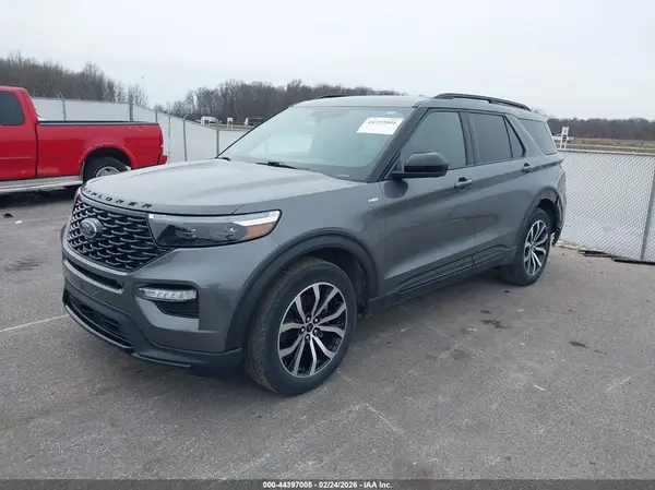 1FMSK8KH3NGB82727 2022 FORD EXPLORER - Image 2