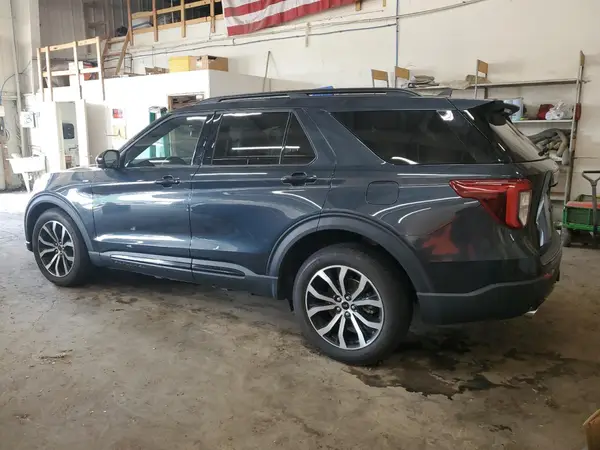 1FMSK8KH5NGB75813 2022 FORD EXPLORER - Image 2