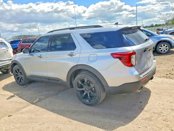 1FMSK8KH6RGA00511 2024 FORD EXPLORER - Image 2