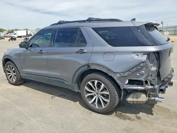 1FMSK8KH7NGA65961 2022 FORD EXPLORER - Image 2