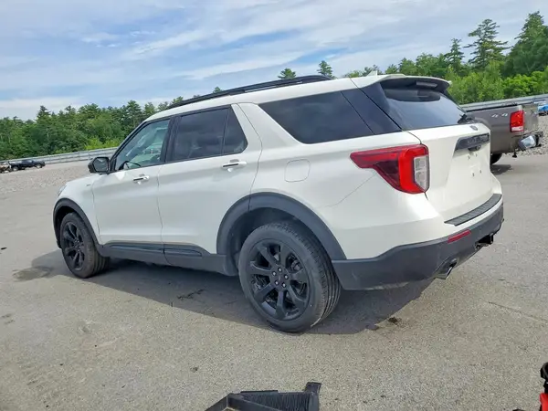 1FMSK8KH7PGB21125 2023 FORD EXPLORER - Image 2