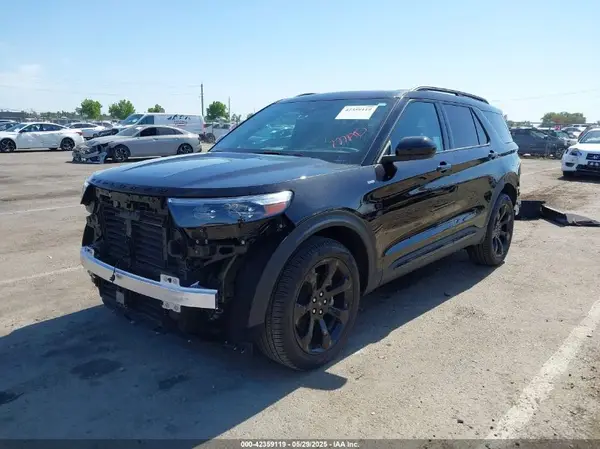 1FMSK8KH7PGC03436 2023 FORD EXPLORER - Image 2