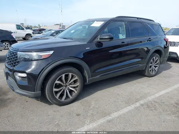 1FMSK8KH8NGA79609 2022 FORD EXPLORER - Image 2