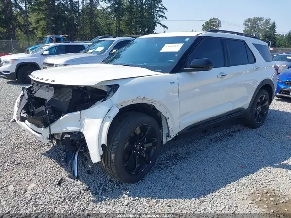 1FMSK8KH8RGA18119 2024 FORD EXPLORER - Image 2