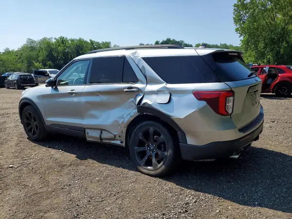 1FMSK8KH8RGA89739 2024 FORD EXPLORER - Image 2