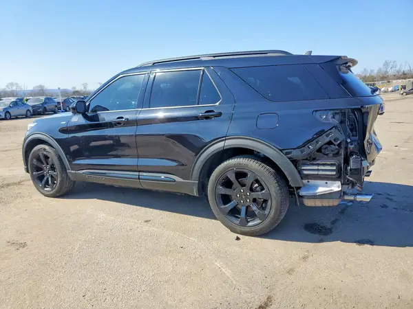 1FMSK8KH9NGC52151 2022 FORD EXPLORER - Image 2