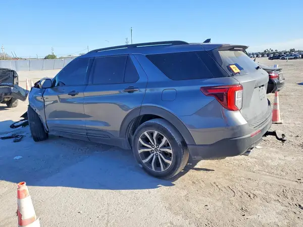 1FMSK8KHXNGA75318 2022 FORD EXPLORER - Image 2