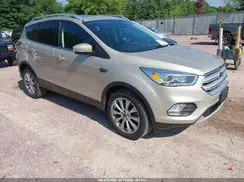 1FMTU9J9XJUT08542 2018 FORD ESCAPE