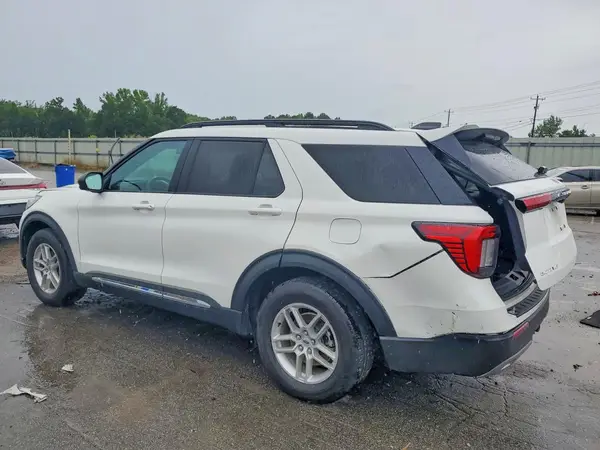 1FMUK7DH0SGA02776 2025 FORD EXPLORER - Image 2