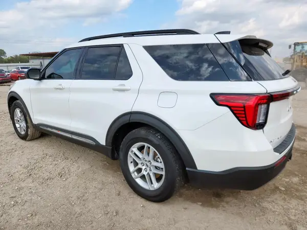 1FMUK7DH1SGA59620 2025 FORD EXPLORER - Image 2