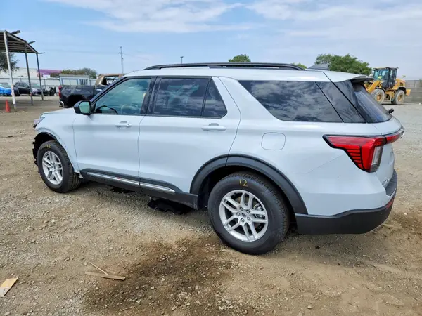 1FMUK7DH1SGD07090 2025 FORD EXPLORER - Image 2