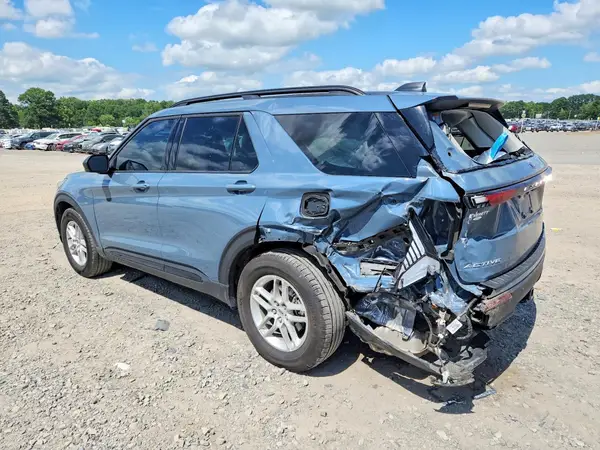 1FMUK7DH1TGA24187 2026 FORD EXPLORER - Image 2