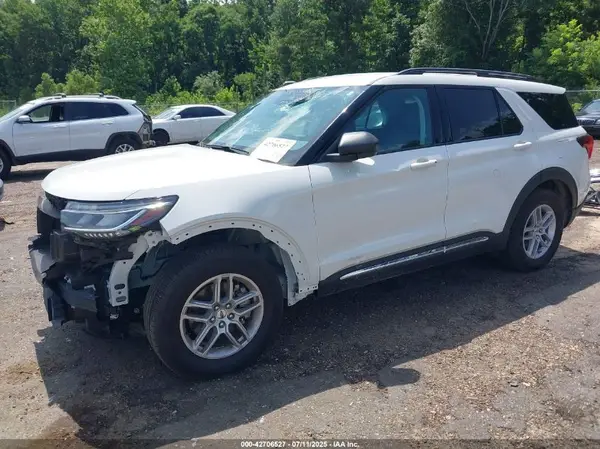 1FMUK7DH2SGA00592 2025 FORD EXPLORER - Image 2