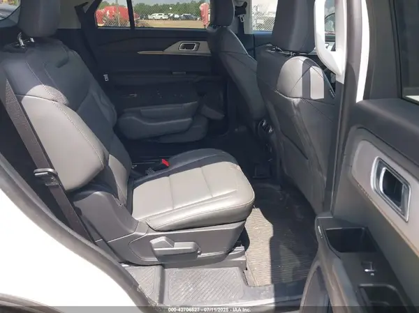 1FMUK7DH2SGA00592 2025 FORD EXPLORER - Image 8