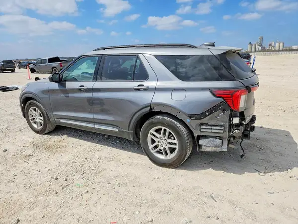 1FMUK7DH2SGC66517 2025 FORD EXPLORER - Image 2