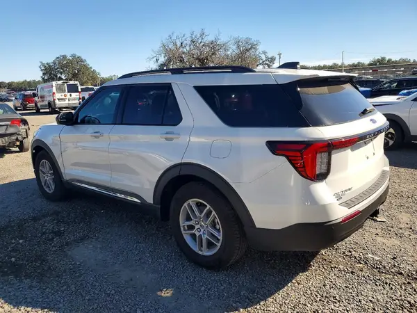 1FMUK7DH2SGC93751 2025 FORD EXPLORER - Image 2