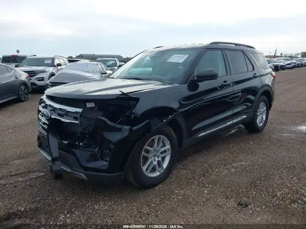 1FMUK7DH2SGD09687 2025 FORD EXPLORER - Image 2