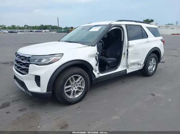 1FMUK7DH2TGA09990 2026 FORD EXPLORER - Image 2
